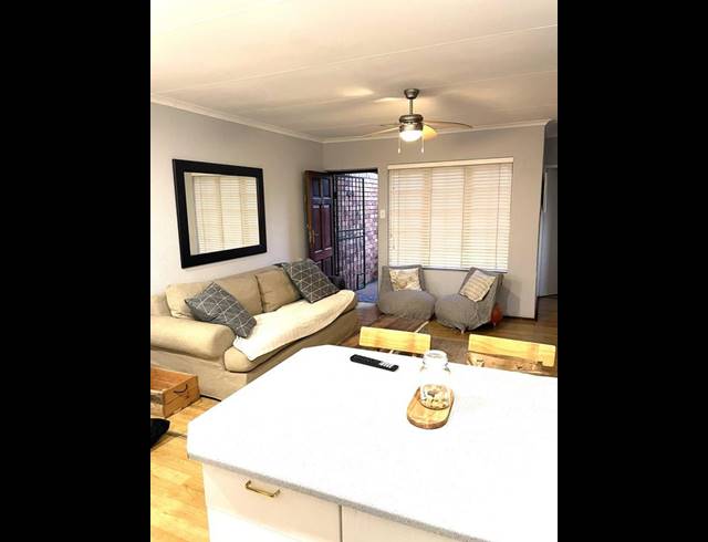 2 BEDROOM PROPERTY TO RENT IN NOORDHEUWEL